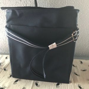 Thirty one picnic tote NWT